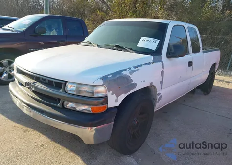 2001 Chevrolet Silverado 1500 из США, поврежденный, VIN 2GCEC19T711402829